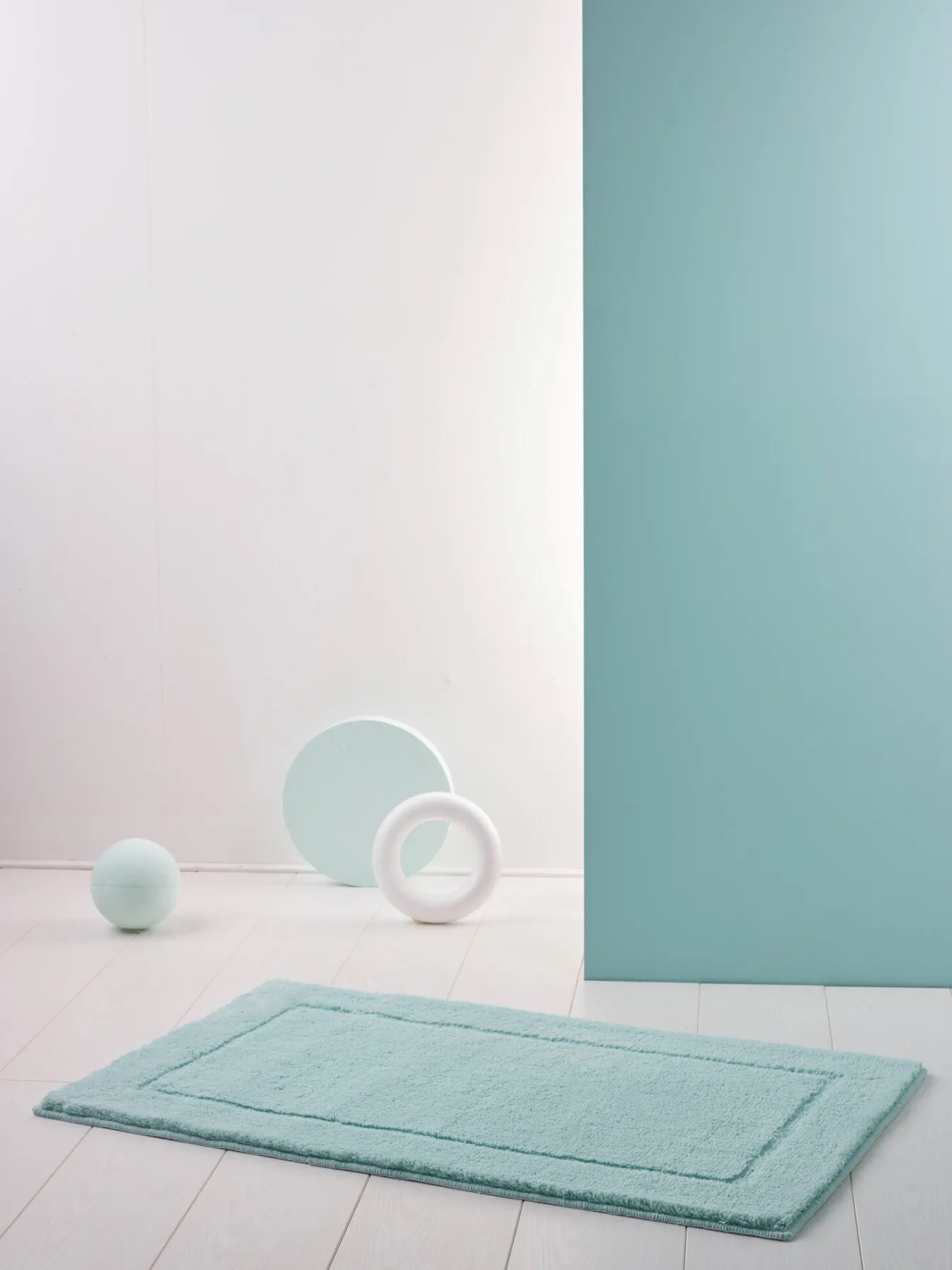 Fashion Bath & Living Aquanova Bath mat Accent 60x60cm color Mint-68 (ACCBMB-68)