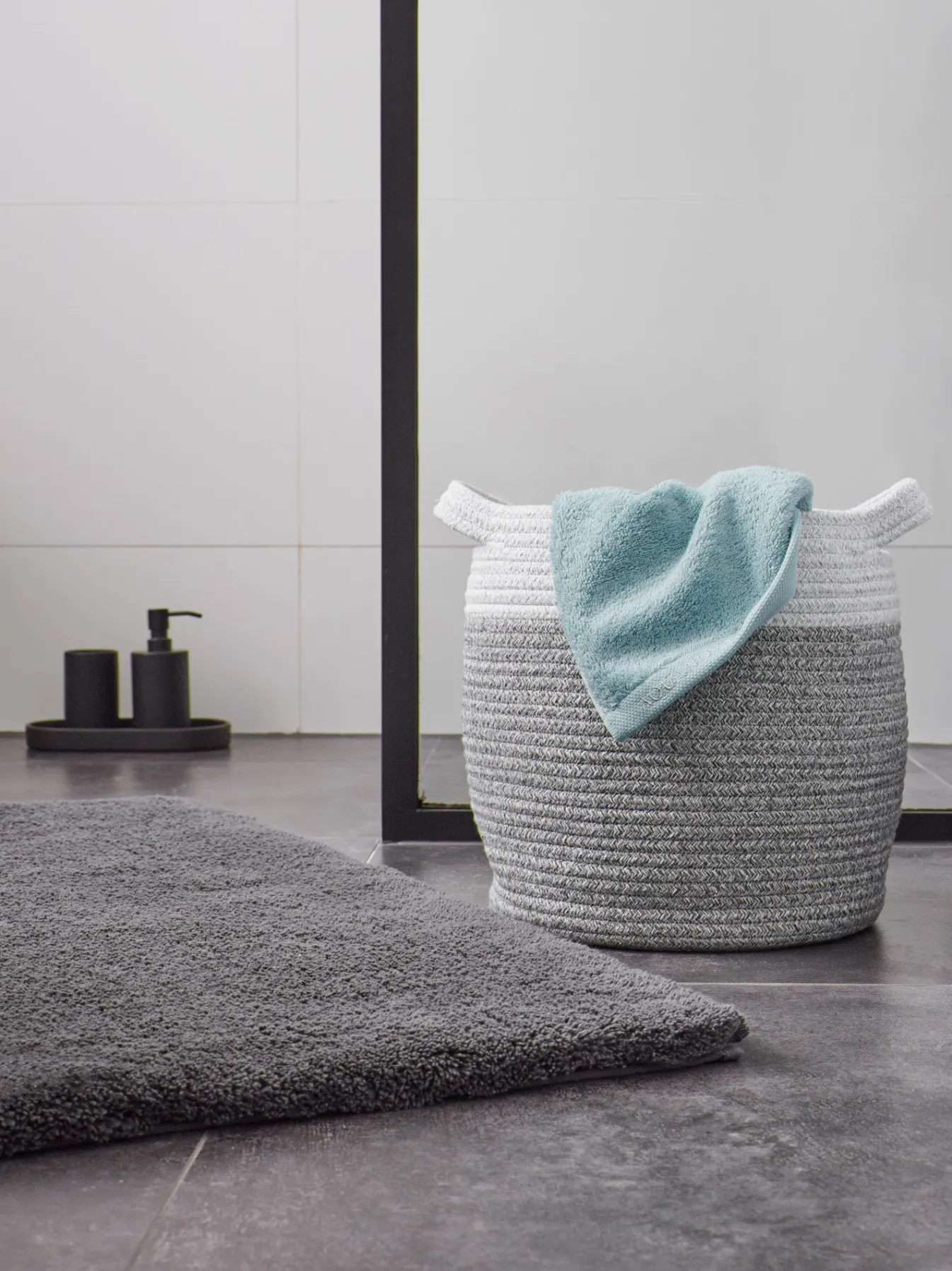 Hot Bath & Living Aquanova Bath mat ALMA color Thyme (ALMBM-293) Thyme-293