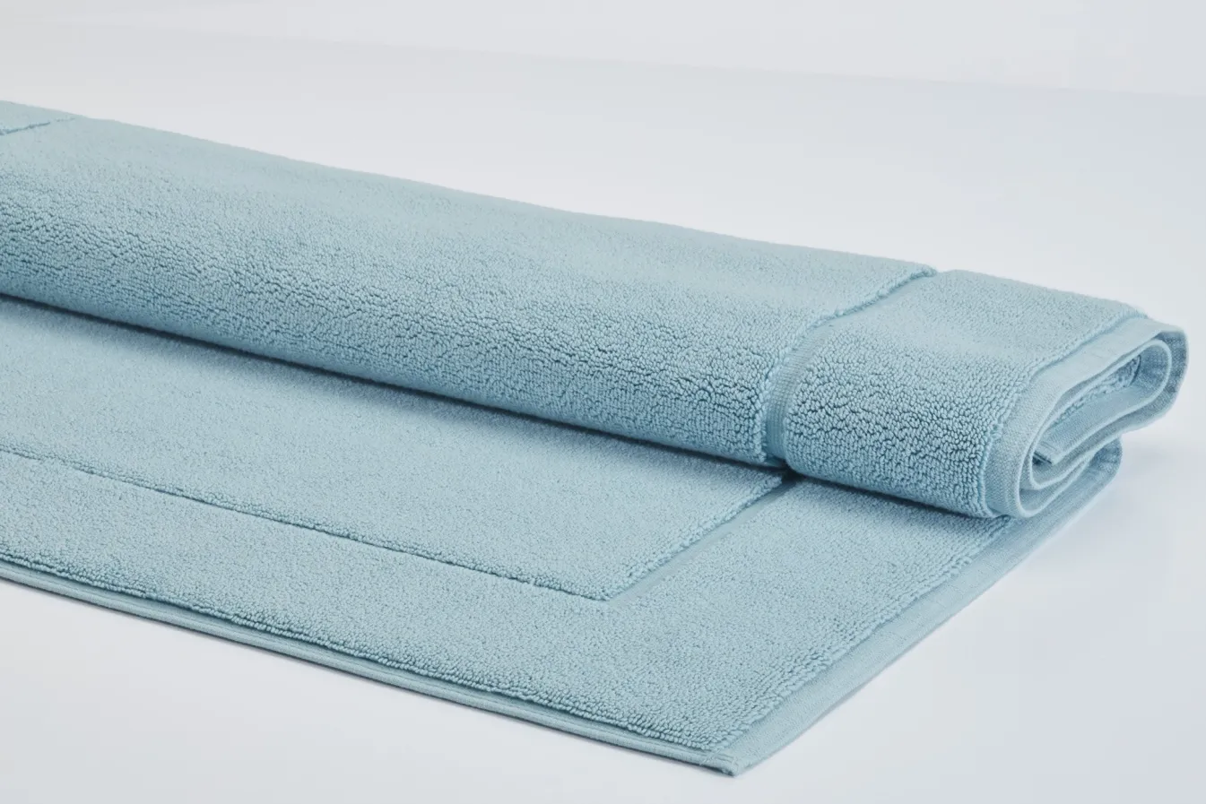 Sale Bath & Living Aquanova Bath mat LONDON color Aquatic-369