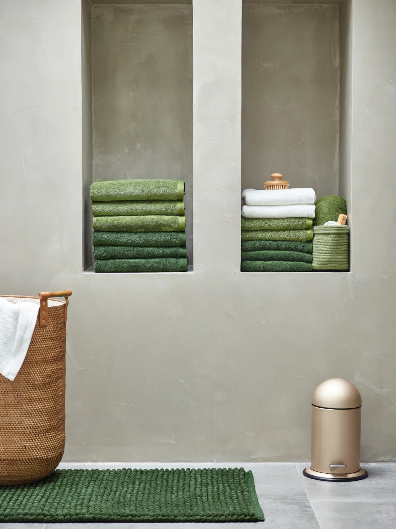 Cheap Bath & Living Aquanova Bath mat LONDON color Moss-125