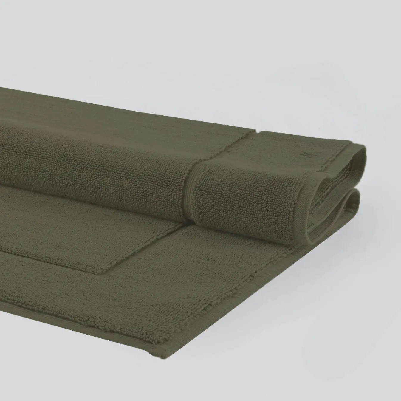 New Bath & Living Aquanova Bath mat LONDON color Taiga-302