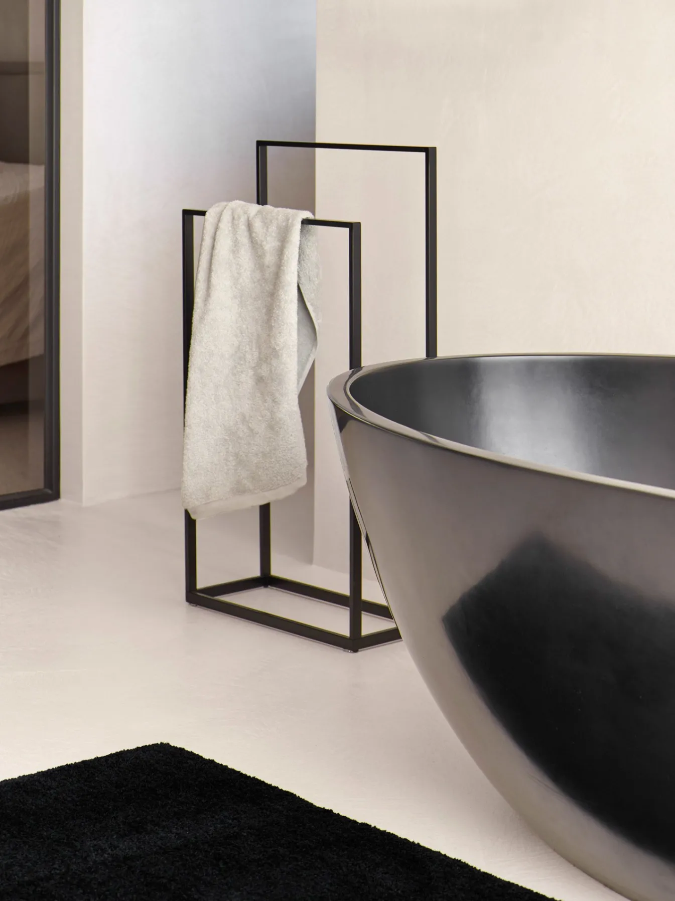 Clearance Bath & Living Aquanova Bath mat MAURO color Black (MAUBM-09) Black-09
