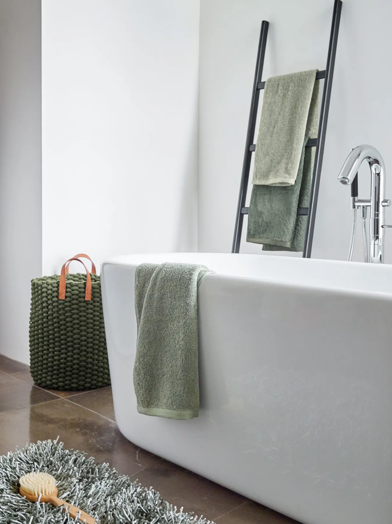 Cheap Bath & Living Aquanova Bath textiles LONDON color Forest-269