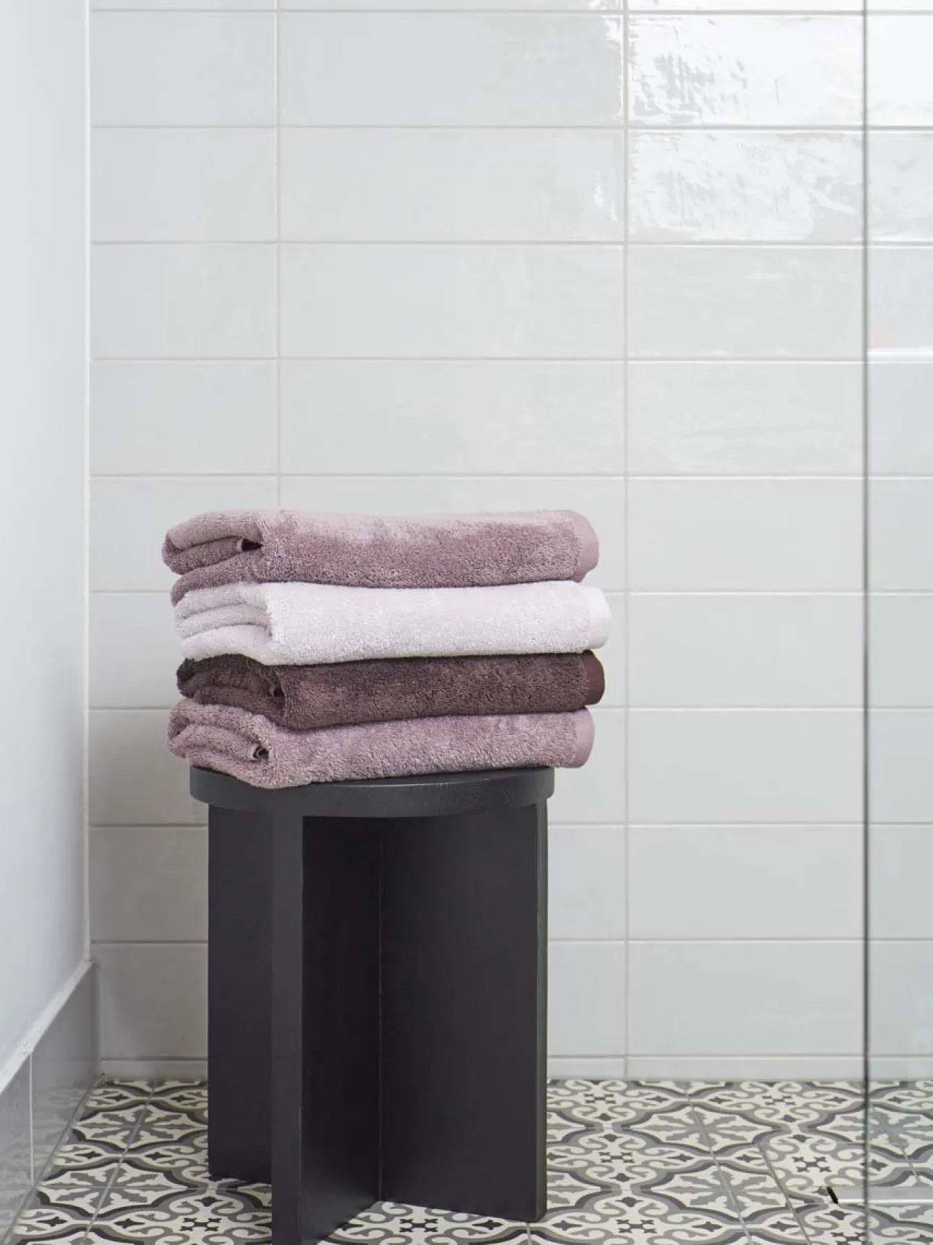 Best Bath & Living Aquanova Bath textiles LONDON color Malva-883