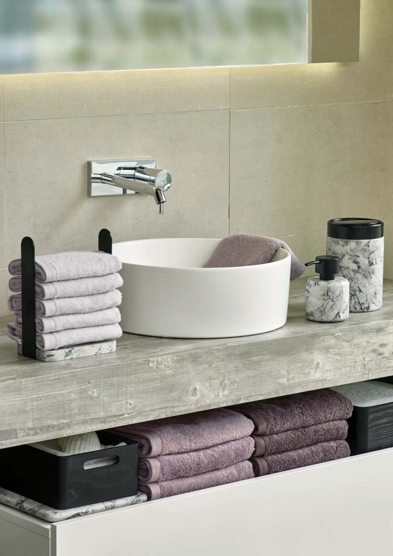 Best Bath & Living Aquanova Bath textiles LONDON color Malva-883