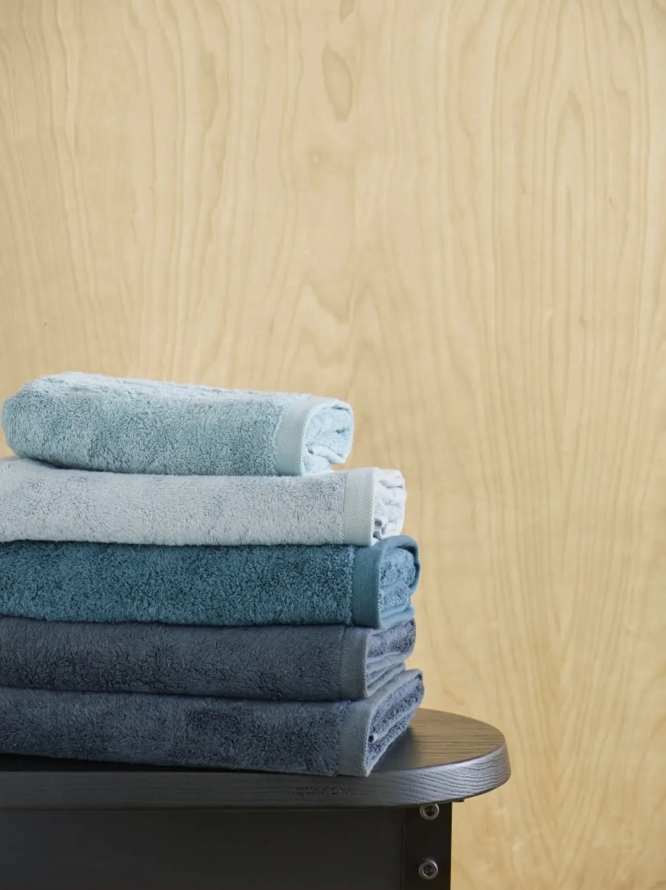 Store Bath & Living Aquanova Bath textiles LONDON color Ocean-739