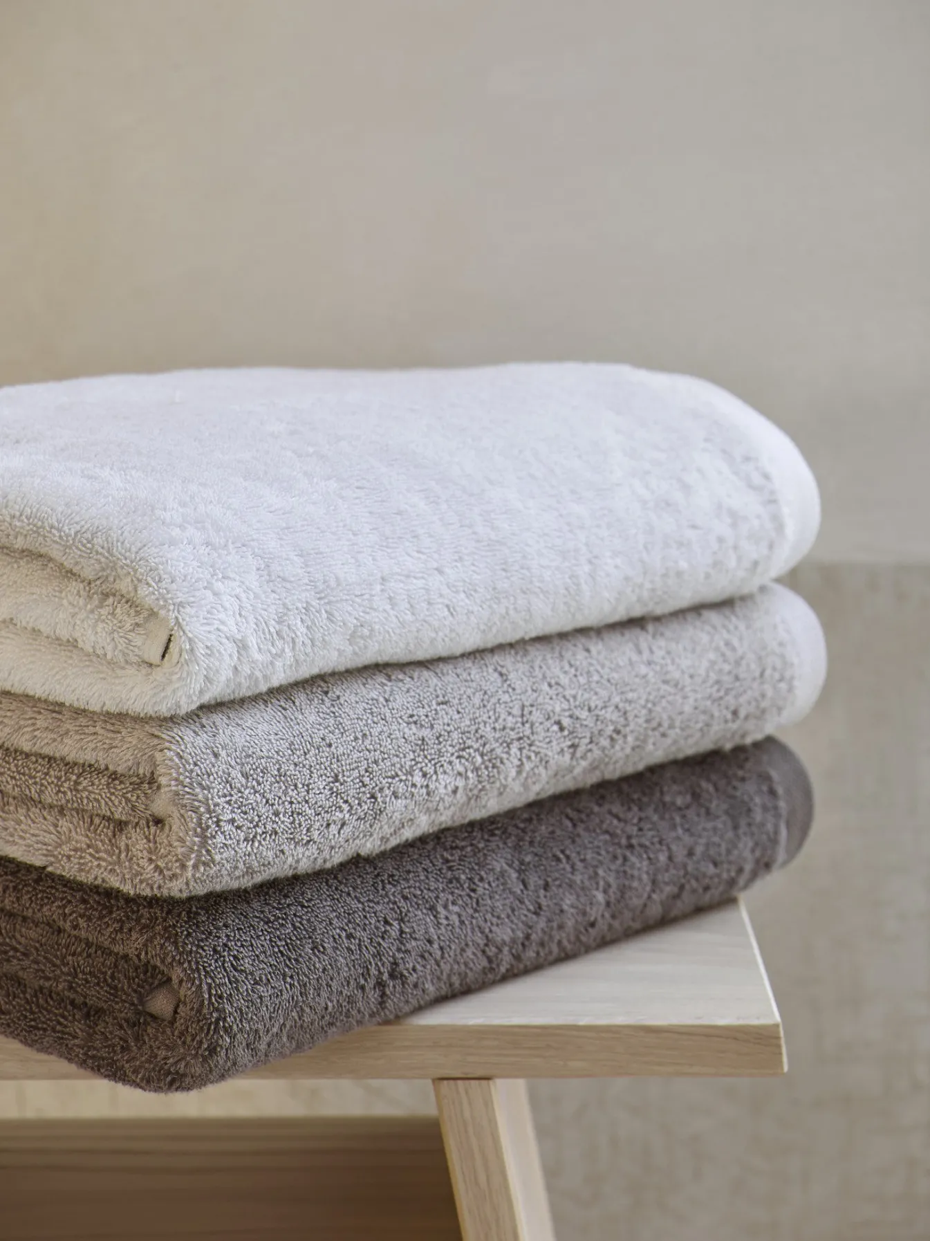 Cheap Bath & Living Aquanova Bath textiles LONDON color Salt-103