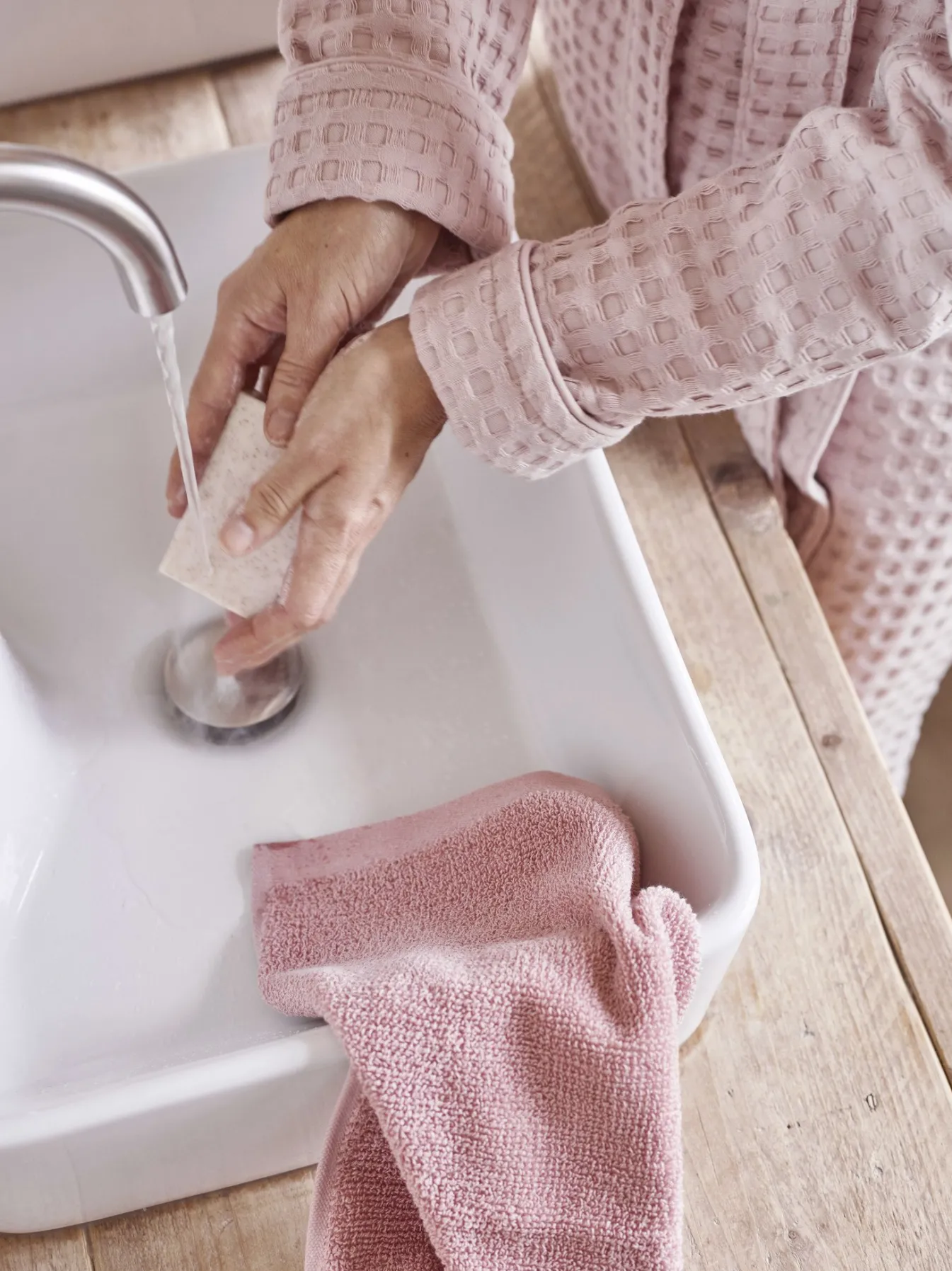 Flash Sale Bath & Living Aquanova Bath textiles OSLO color Sedum (OSLTW-813)