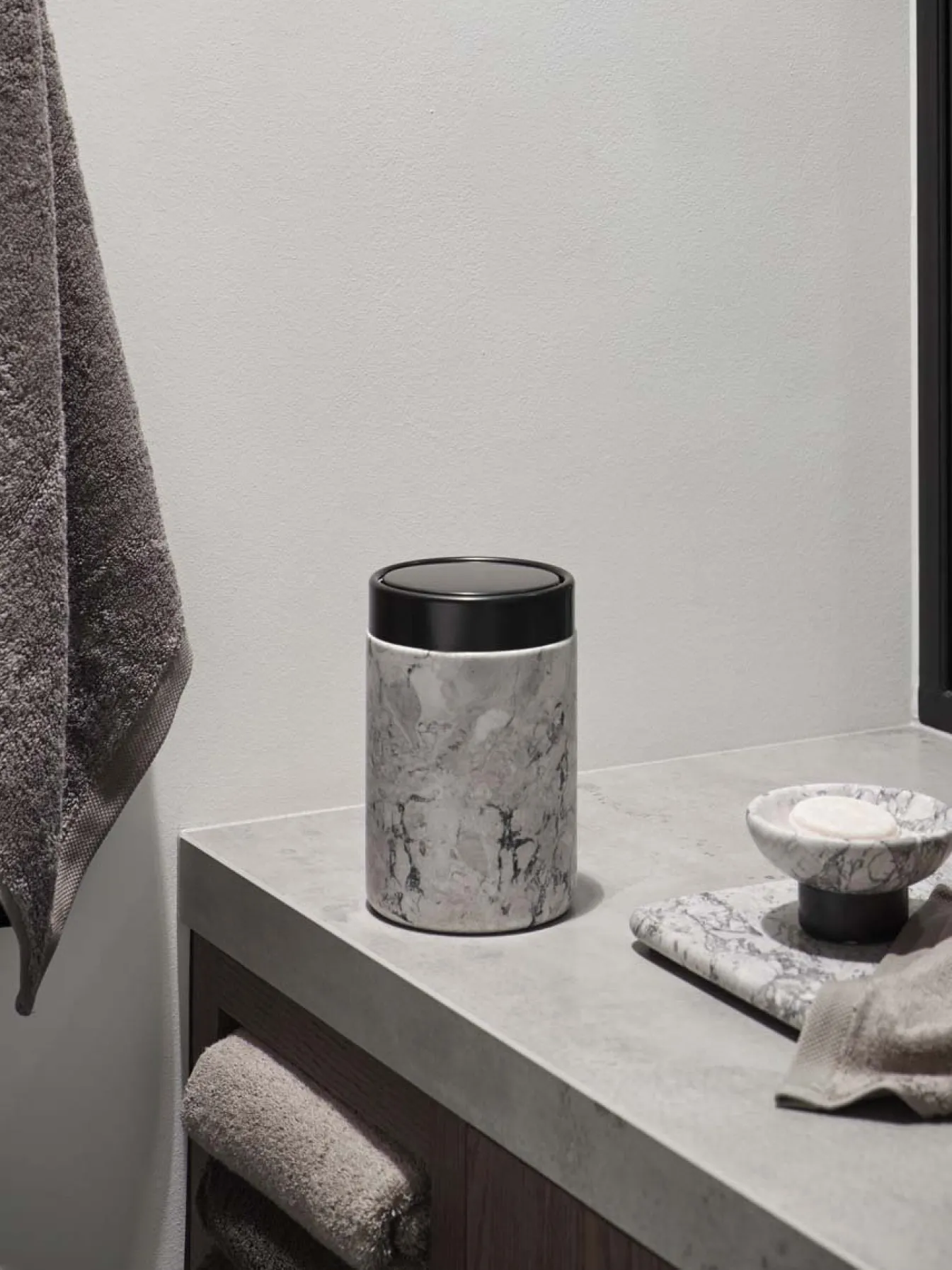 Sale Bath & Living Aquanova Cosmetics waste bin NERO color Alba (grey) Alba-195