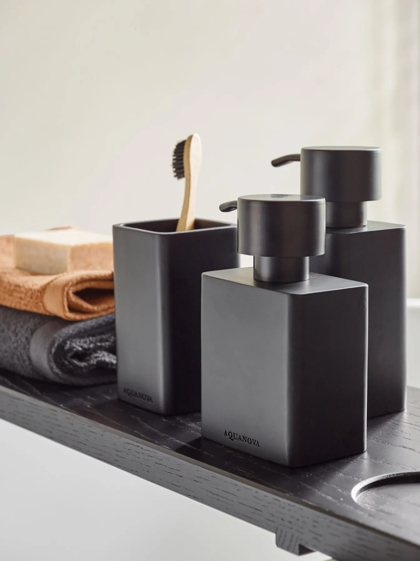 Sale Bath & Living Aquanova Cup / toothbrush holder KHANA color Black-09