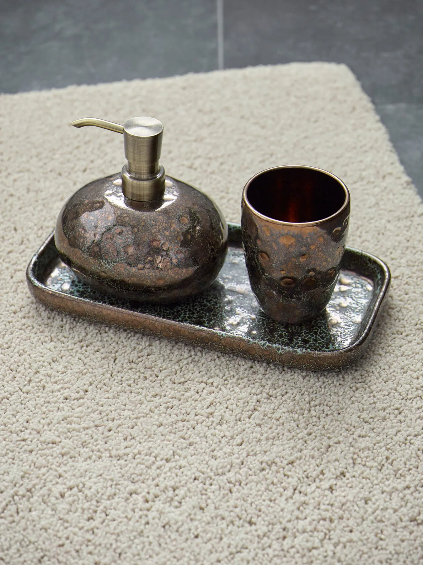Outlet Bath & Living Aquanova Cup / toothbrush holder UGO color Vintage Bronze-854 (bronze) VintageBronze-854