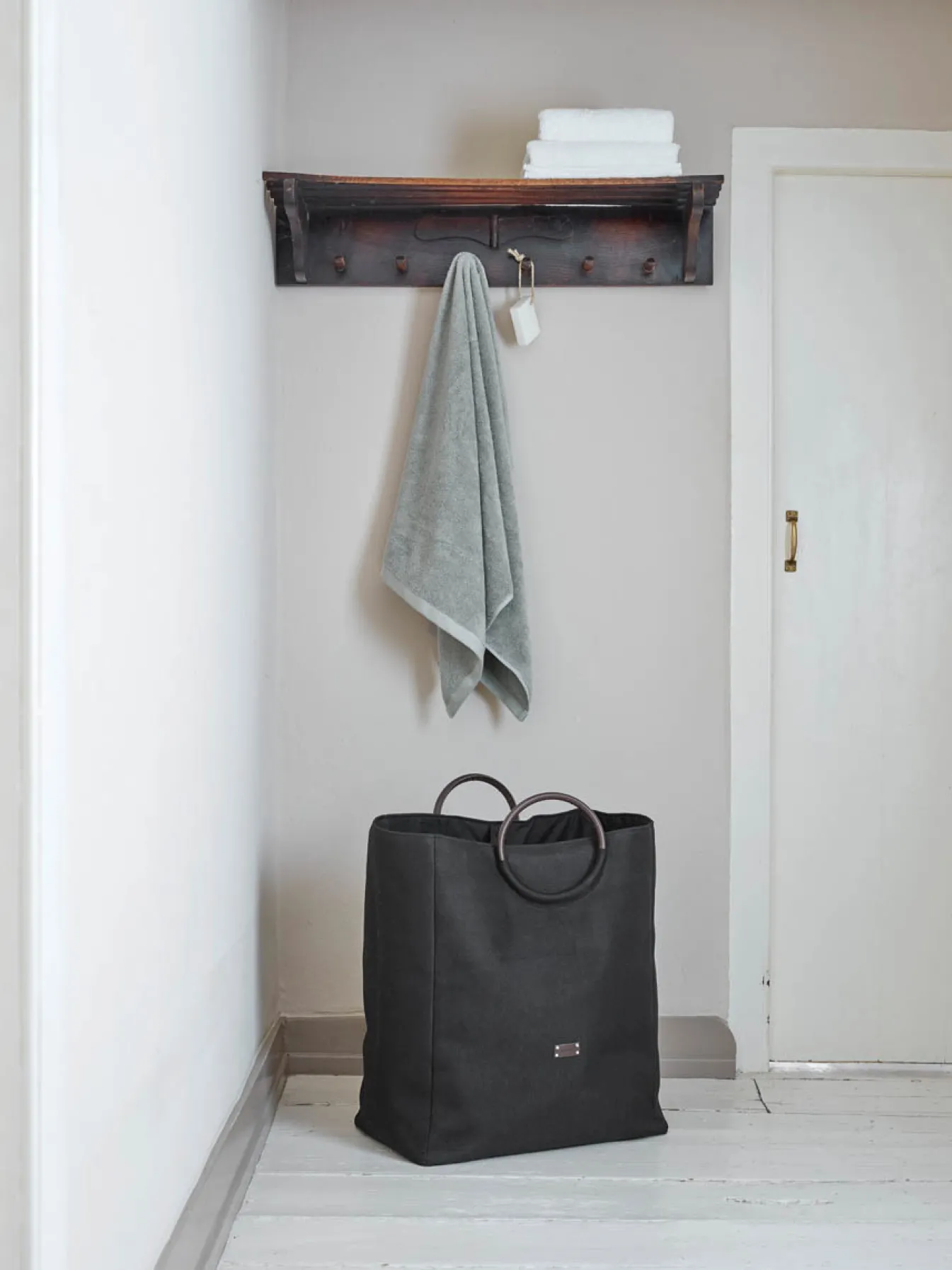Best Bath & Living Aquanova Laundry basket JADA color Black-09 (black)