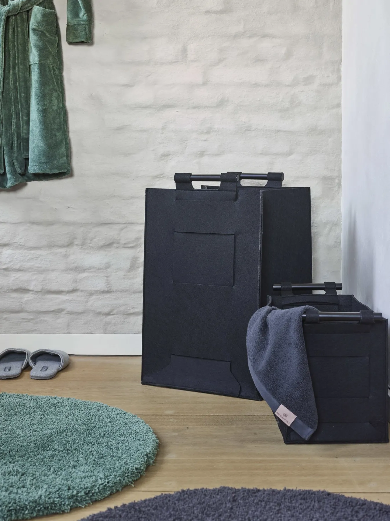 Sale Bath & Living Aquanova Laundry basket LUZ color Black (LUZLAL-09) Black-09