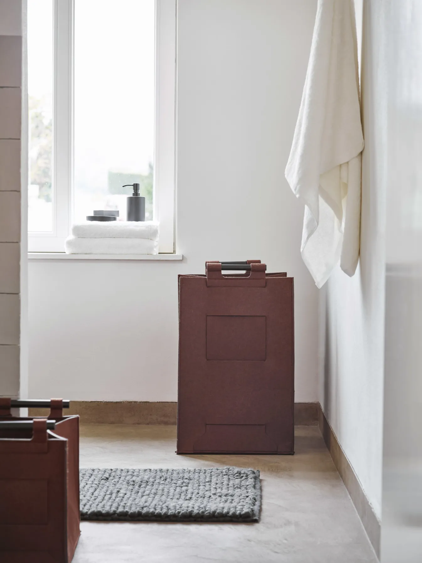 Cheap Bath & Living Aquanova Laundry basket LUZ color (brown) Maroon-461