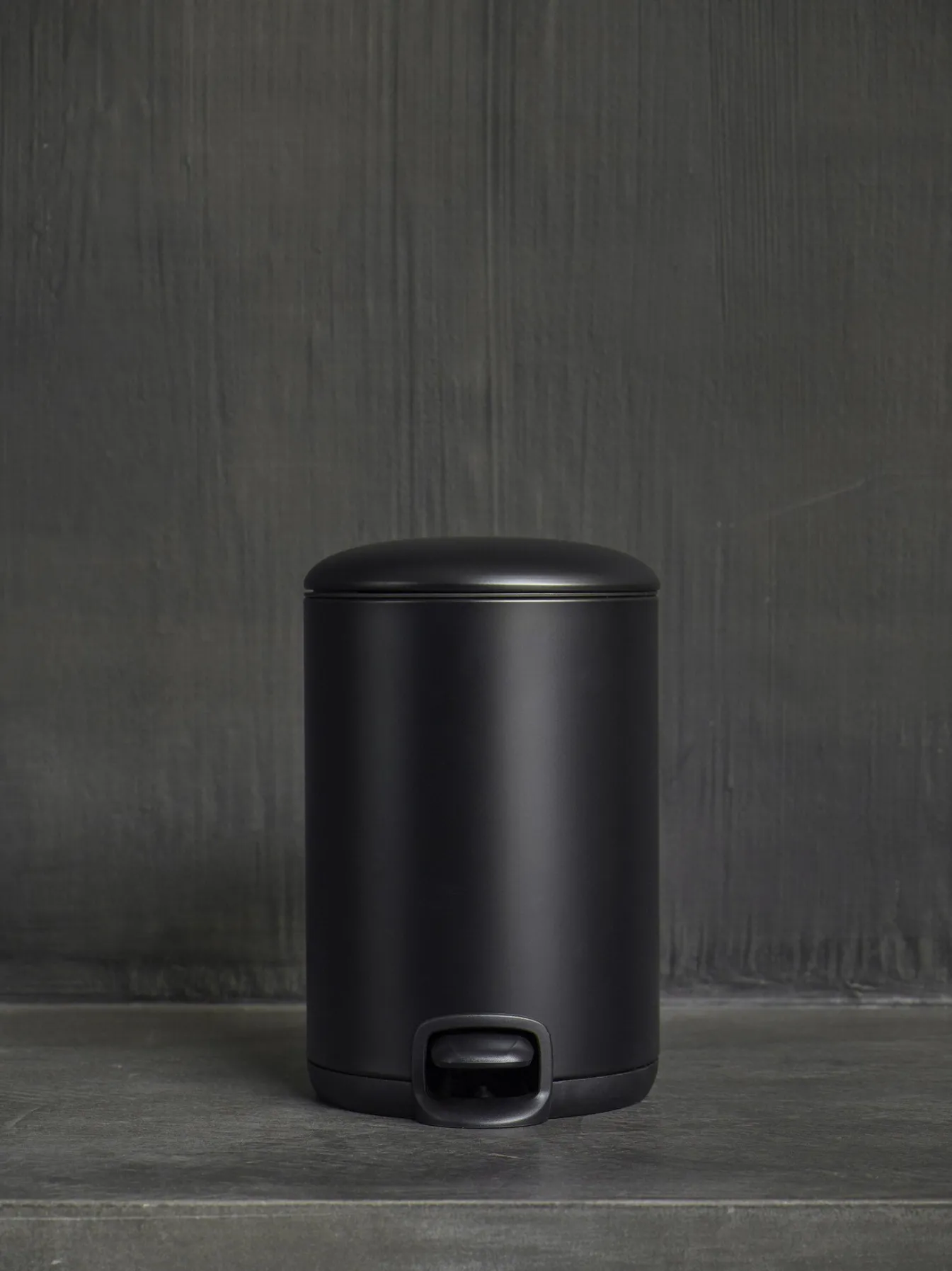 New Bath & Living Aquanova Pedal bin KAZ color (black) 3 liters Black-09