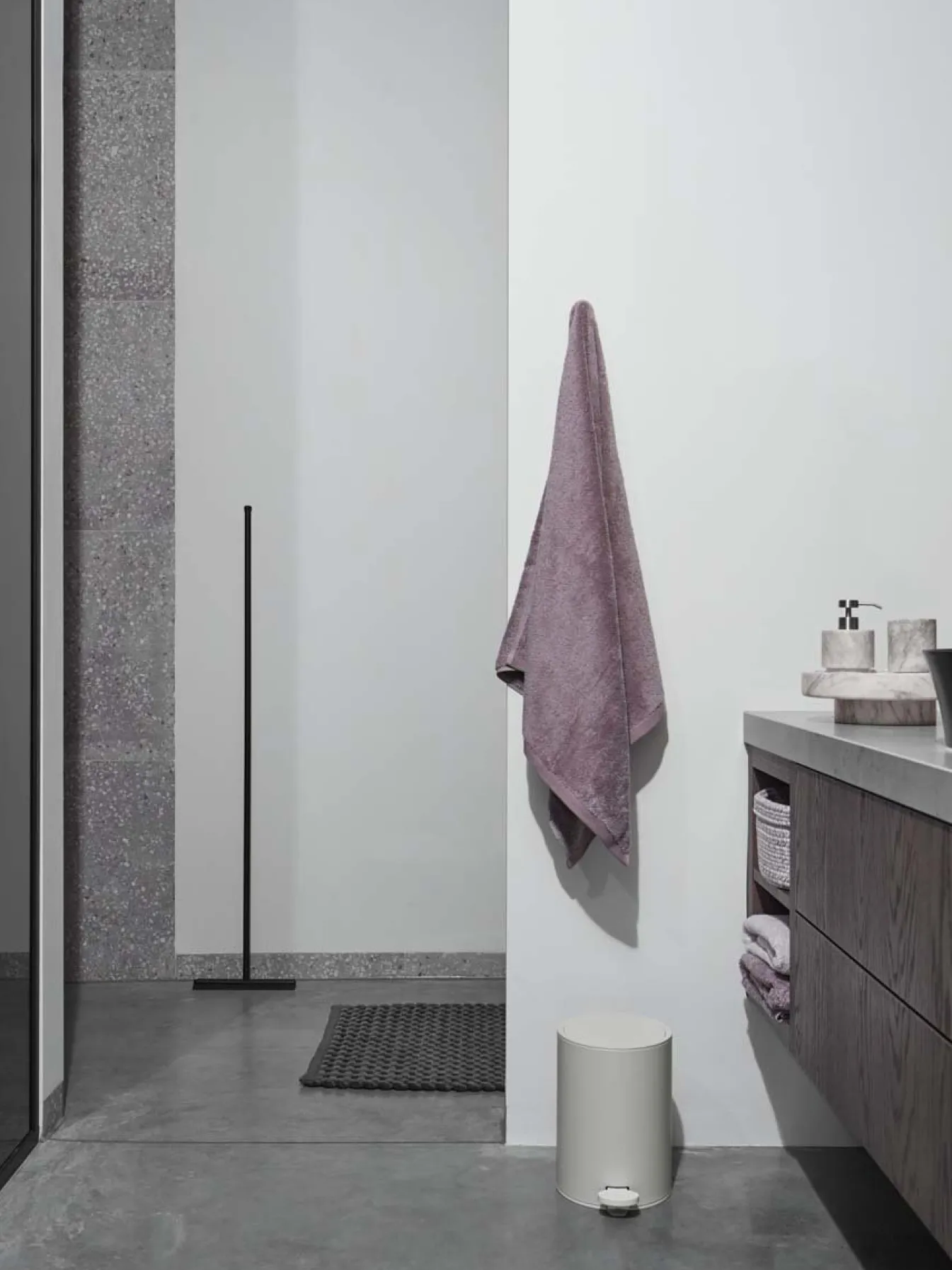 Outlet Bath & Living Aquanova Pedal bin RAF color (3 liters) Cloud-334