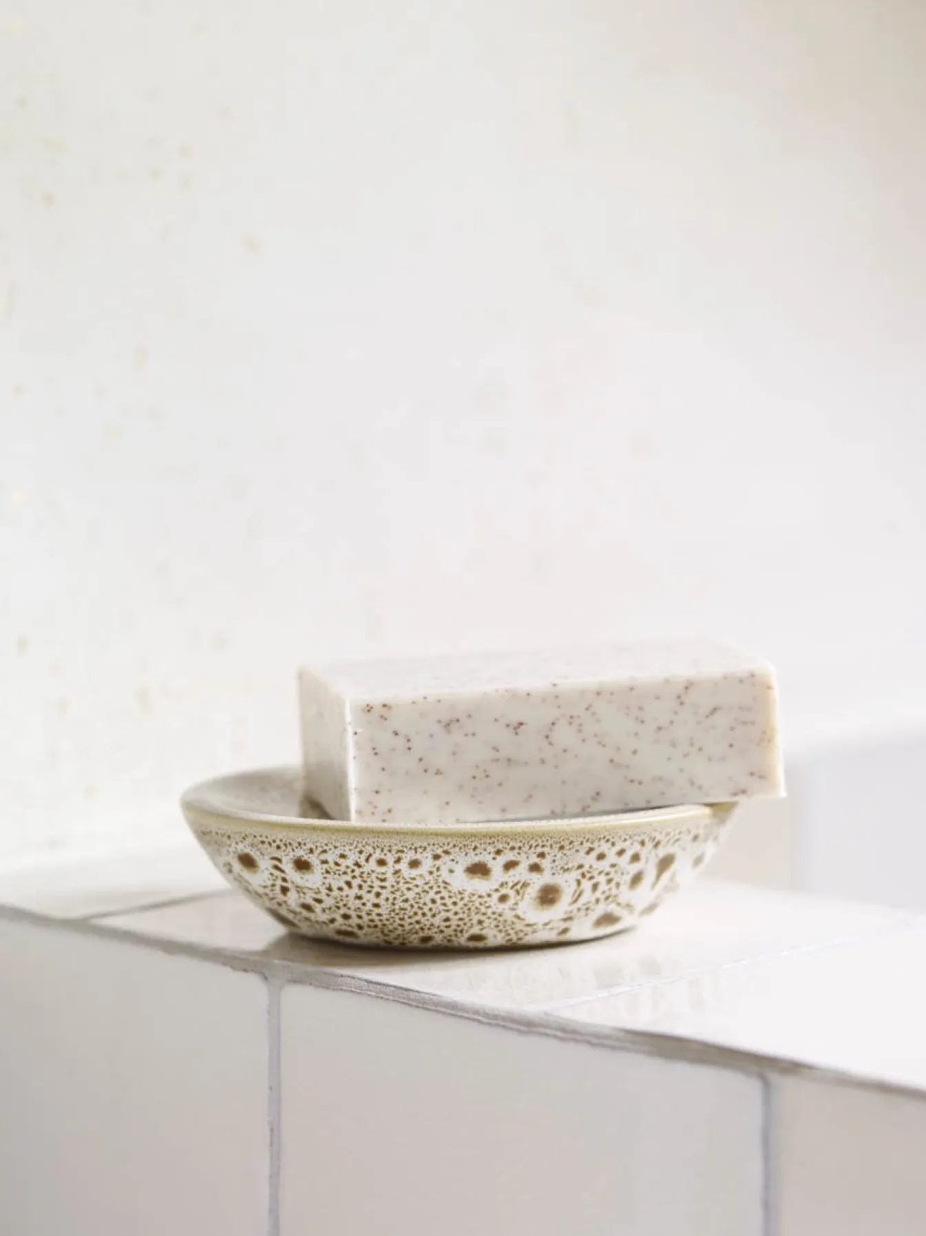 Store Bath & Living Aquanova Soap dish UGO color (beige) Ginger-299