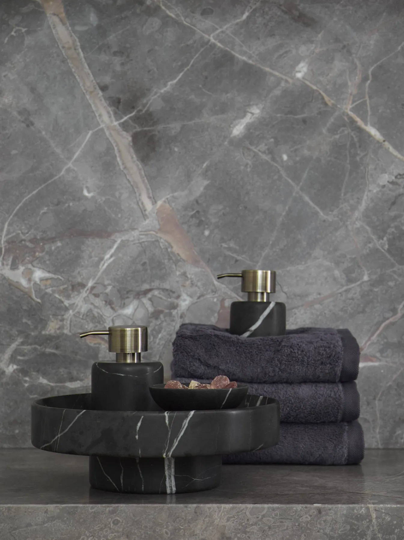 Fashion Bath & Living Aquanova Soap dispenser NERO color Black (black) medium Black-09