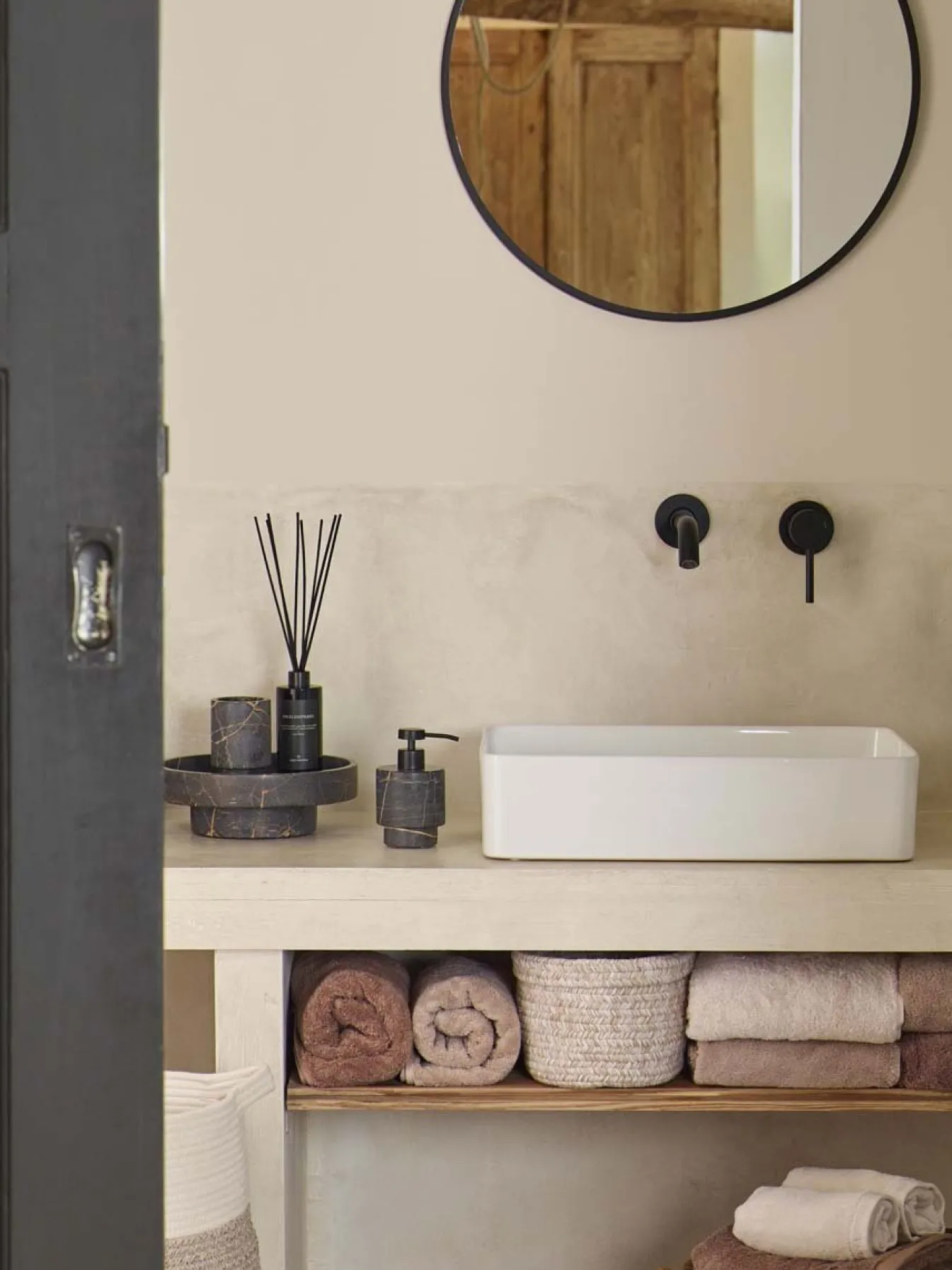 Best Bath & Living Aquanova Soap dispenser PORTO color Black-09