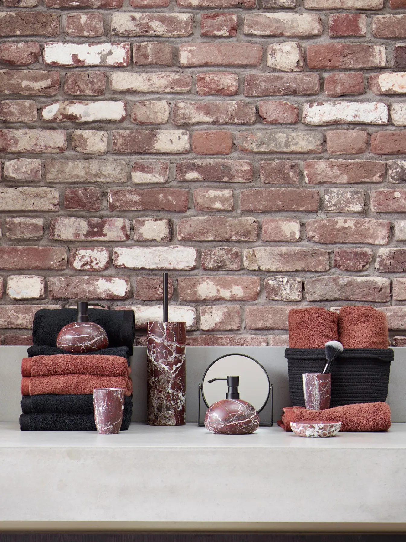Best Sale Bath & Living Aquanova Toilet brush holder MUNDO color Rosso (MUNBHR-559) Rosso-559