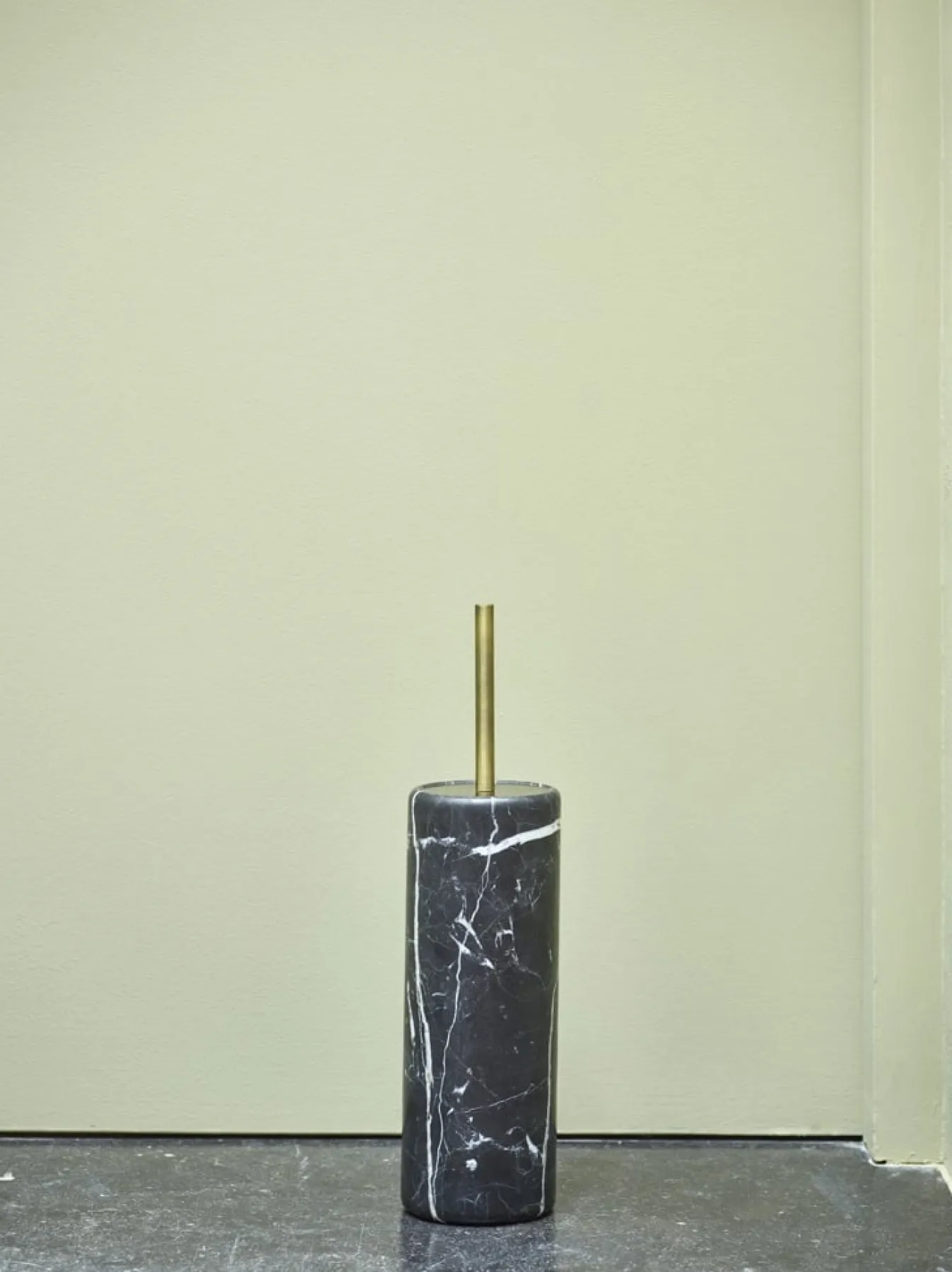 Best Bath & Living Aquanova Toilet brush holder NERO color Black (black) Black-09