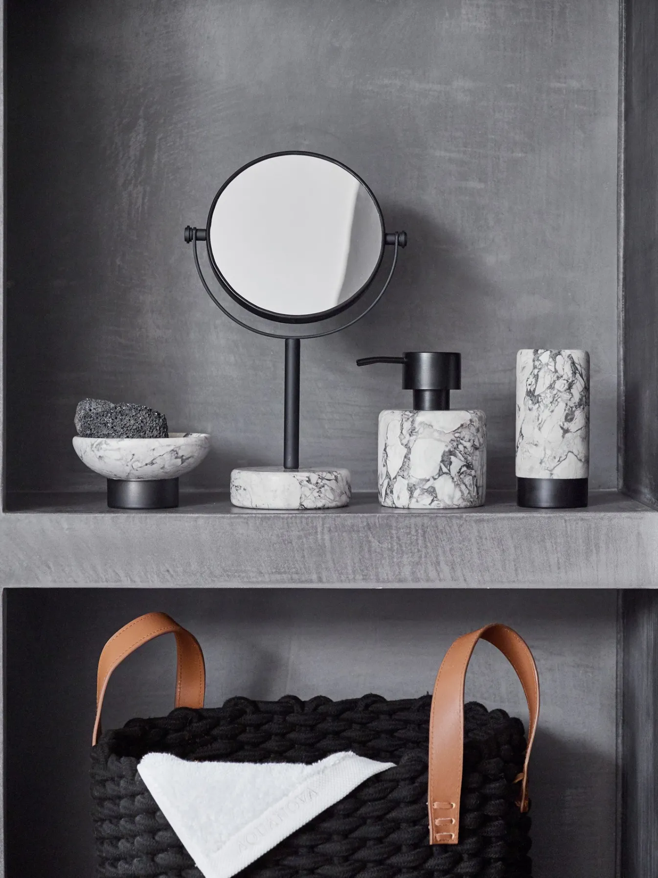 Hot Bath & Living Aquanova Toilet roll holder NERO color Alba (grey) Alba-195