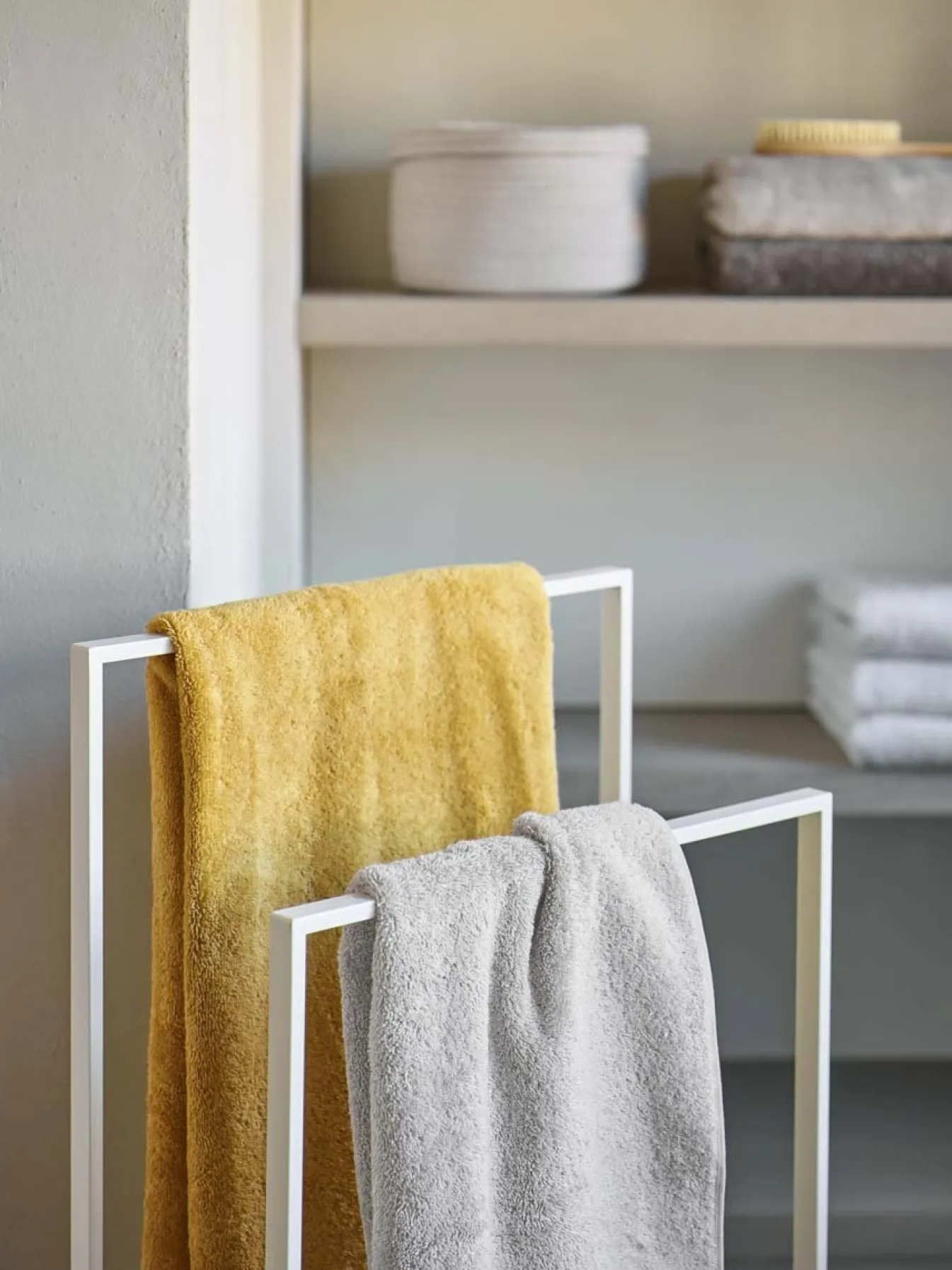 Best Bath & Living Aquanova Towel 55x100 cm LONDON color (set/3) Mimosa-122