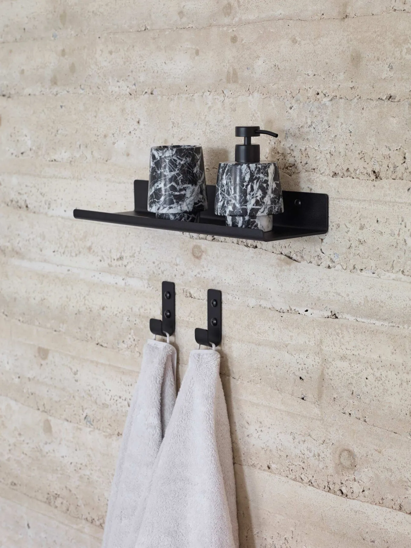 Clearance Bath & Living Aquanova Wall shelf CYRA color Black-09