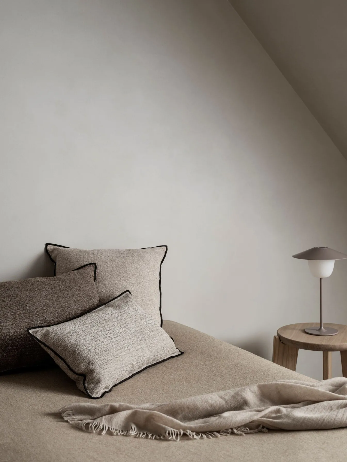 Sale Bath & Living Blomus ANI table lamp color (mini) 67074 Satellite