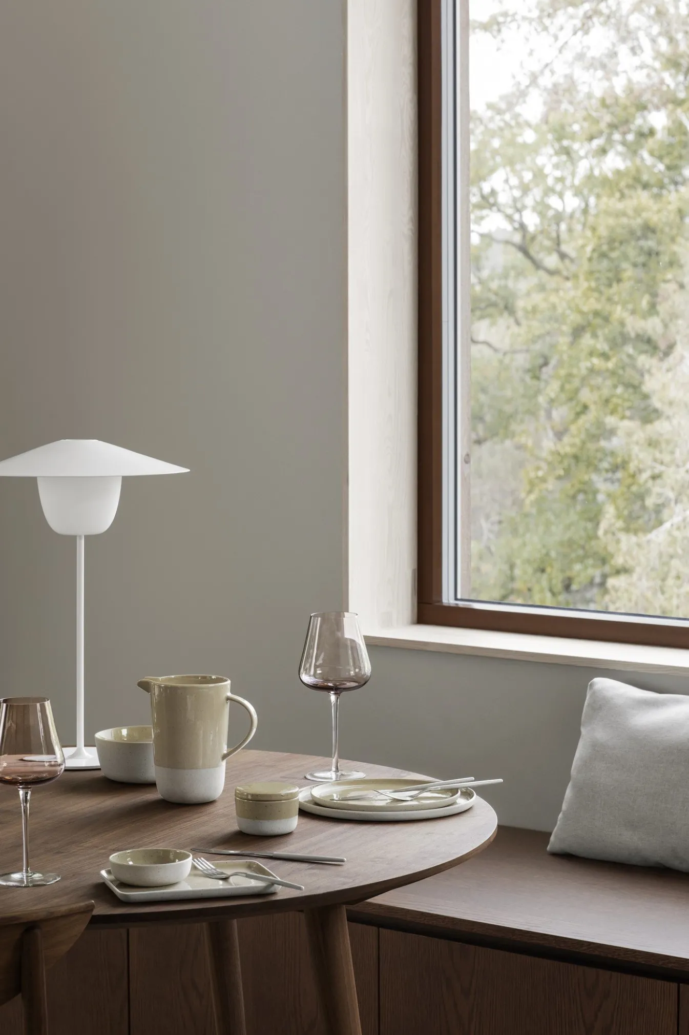 New Bath & Living Blomus ANI table lamp color (large) 66068 White