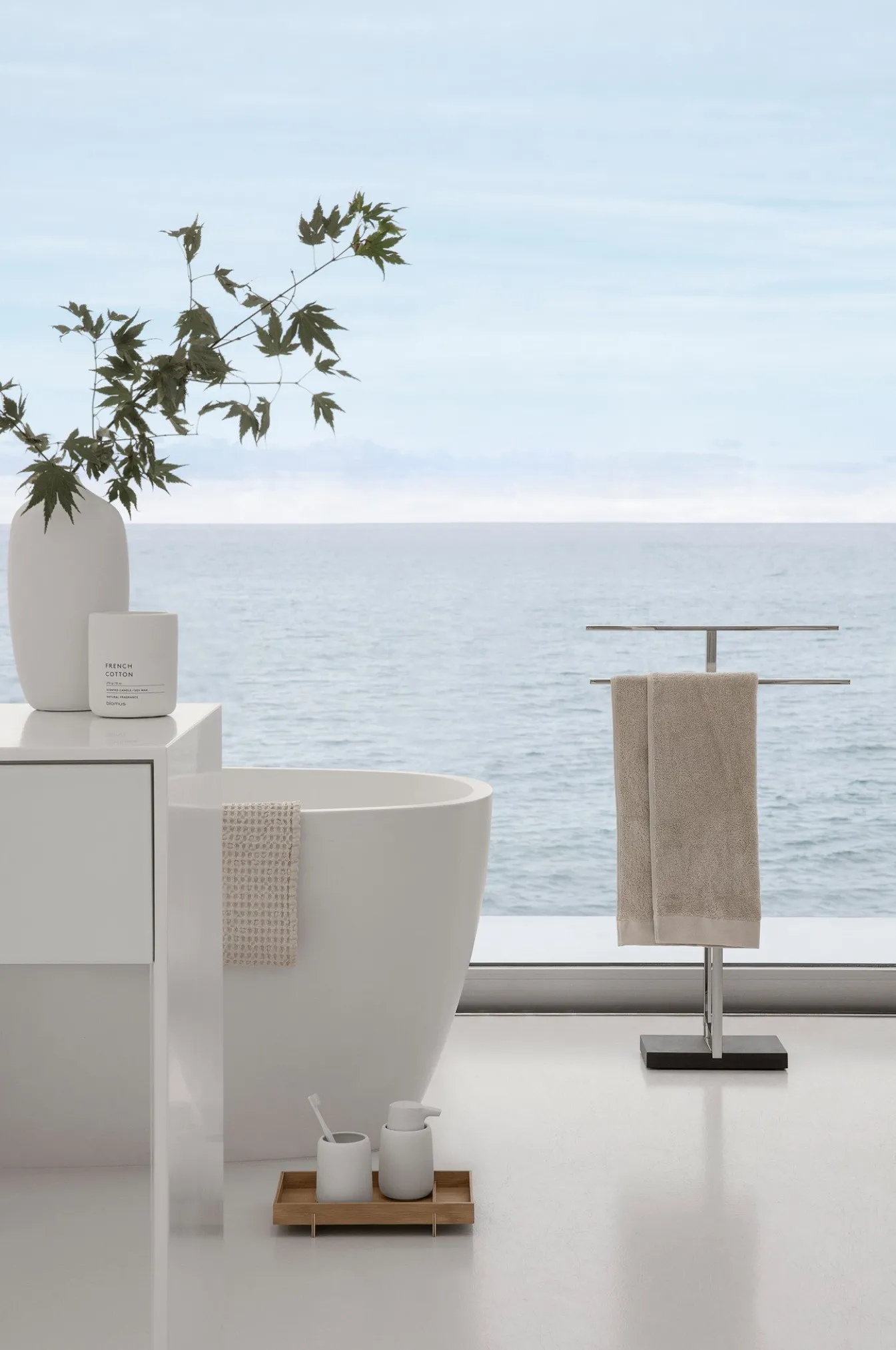 Hot Bath & Living Blomus CEOLA vase 18 cm - color (66167) White