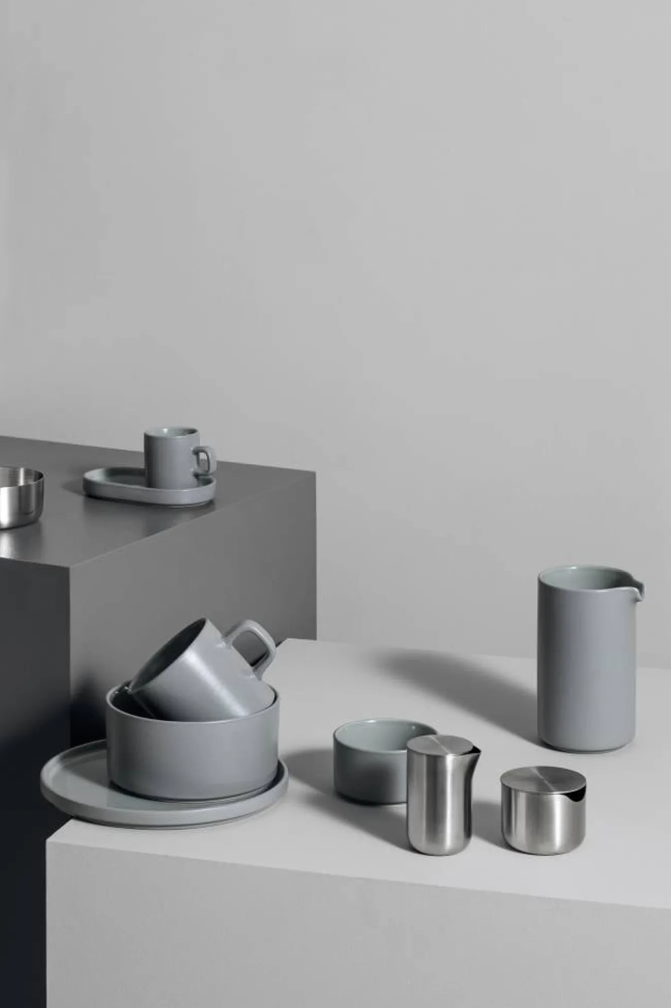 Online Bath & Living Blomus PILAR flat plate / dinner plate 27 cm Mirage Gray (grey) set/4 (63717) MirageGrey