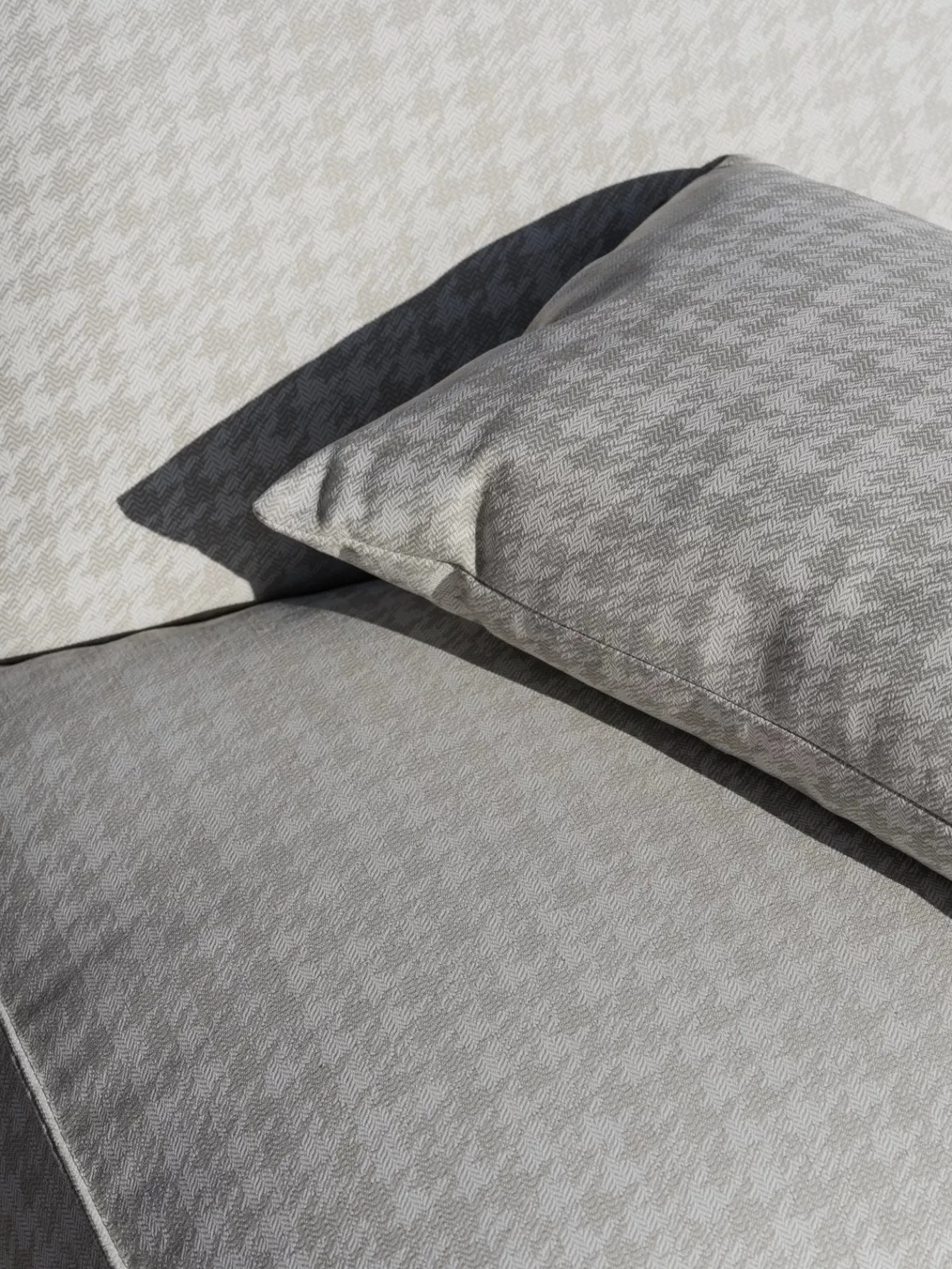 New Bath & Living Blomus STAY cushion Twigh - color Earth (62158) 80x40 cm Earth(Twigh)