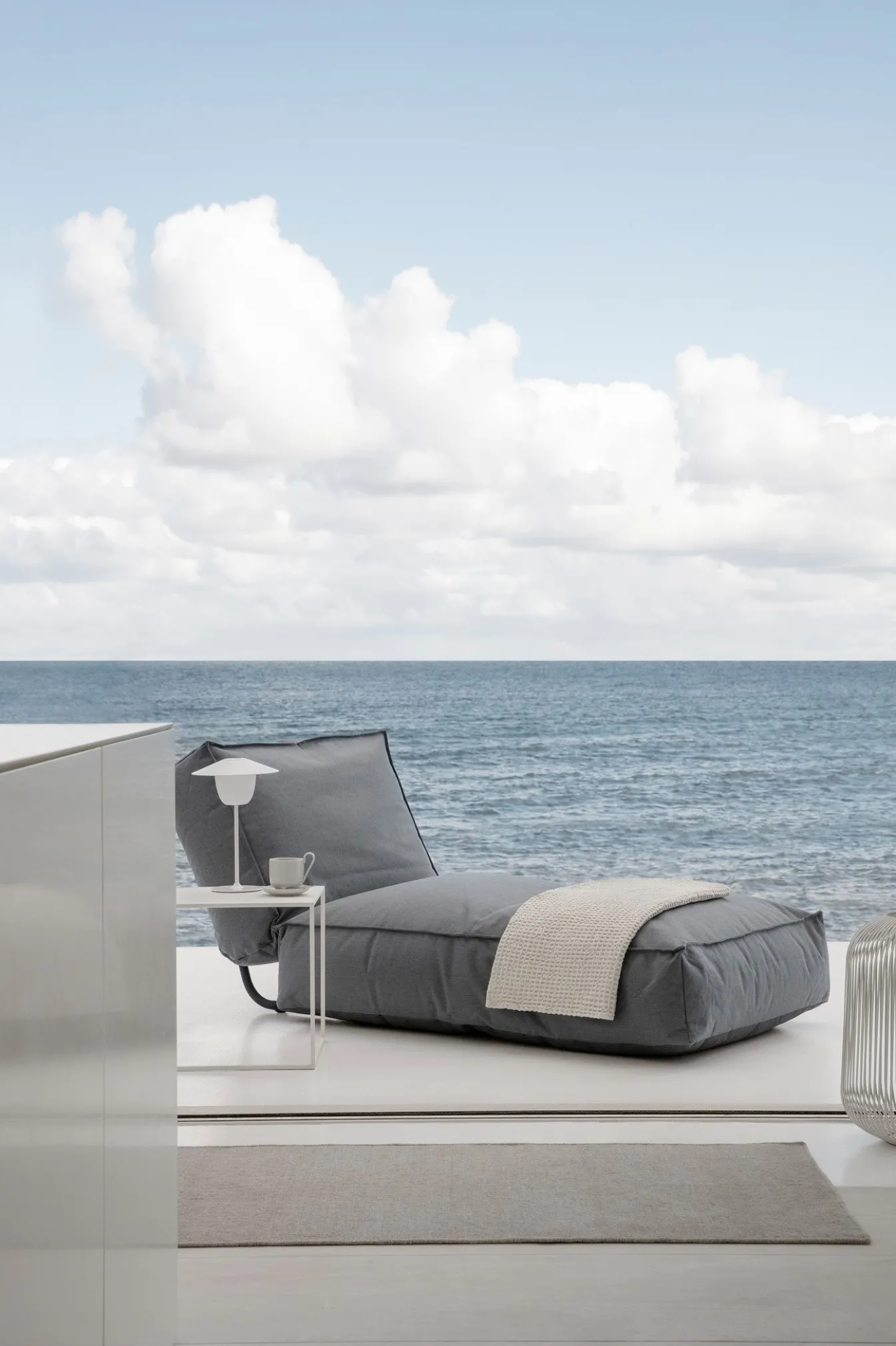 Best Sale Bath & Living Blomus STAY daybed small color (62042) Coal