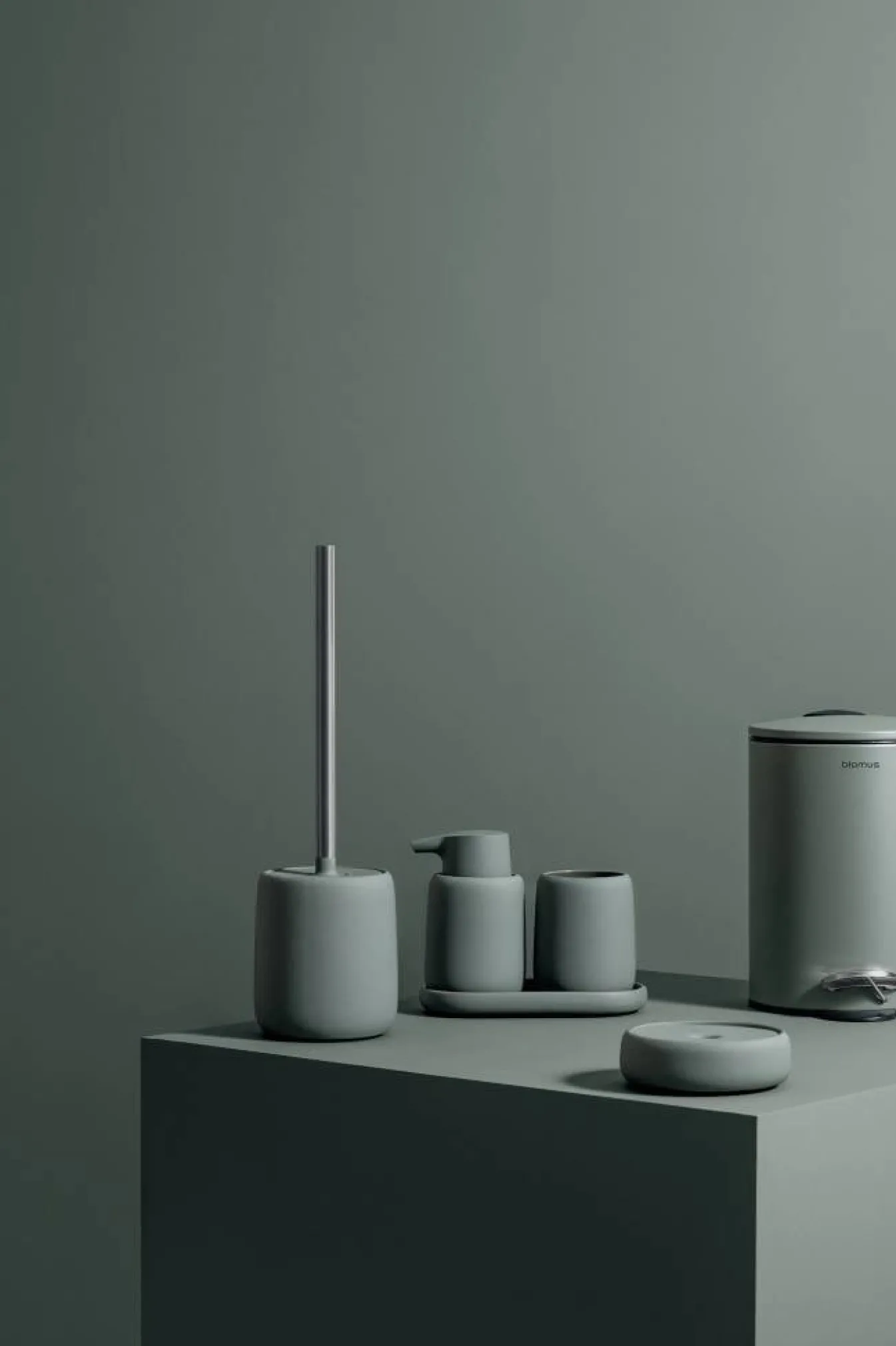Store Bath & Living Blomus Toilet brush holder SONO color Micro Chip (69064) MicroChip