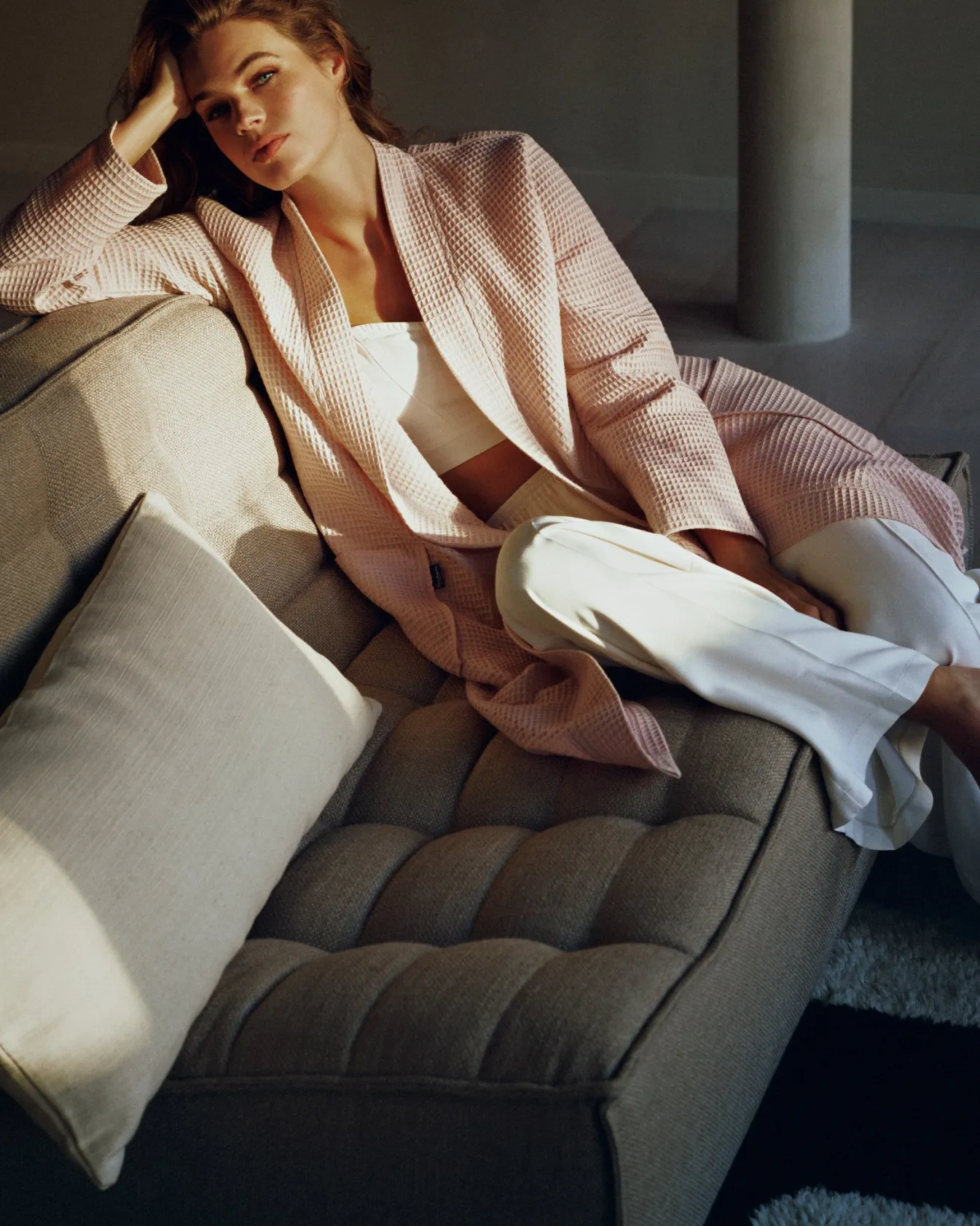 Discount Bath & Living Vandyck Bathrobe BIARRITZ color Pale Pink (BAGE22104)