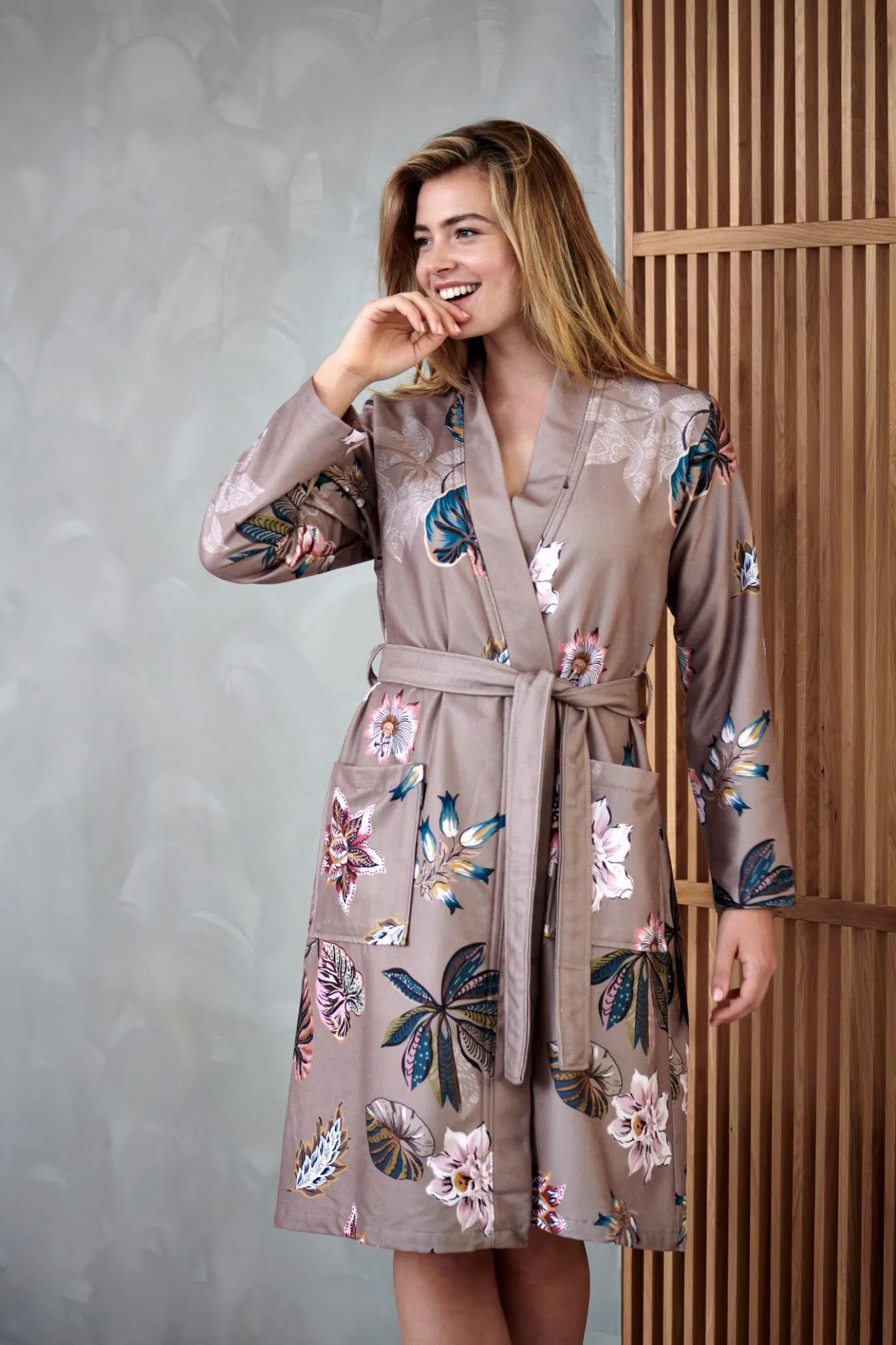 Cheap Bath & Living Vandyck Bathrobe FLORA color Fudge-183 (BAGE22203)
