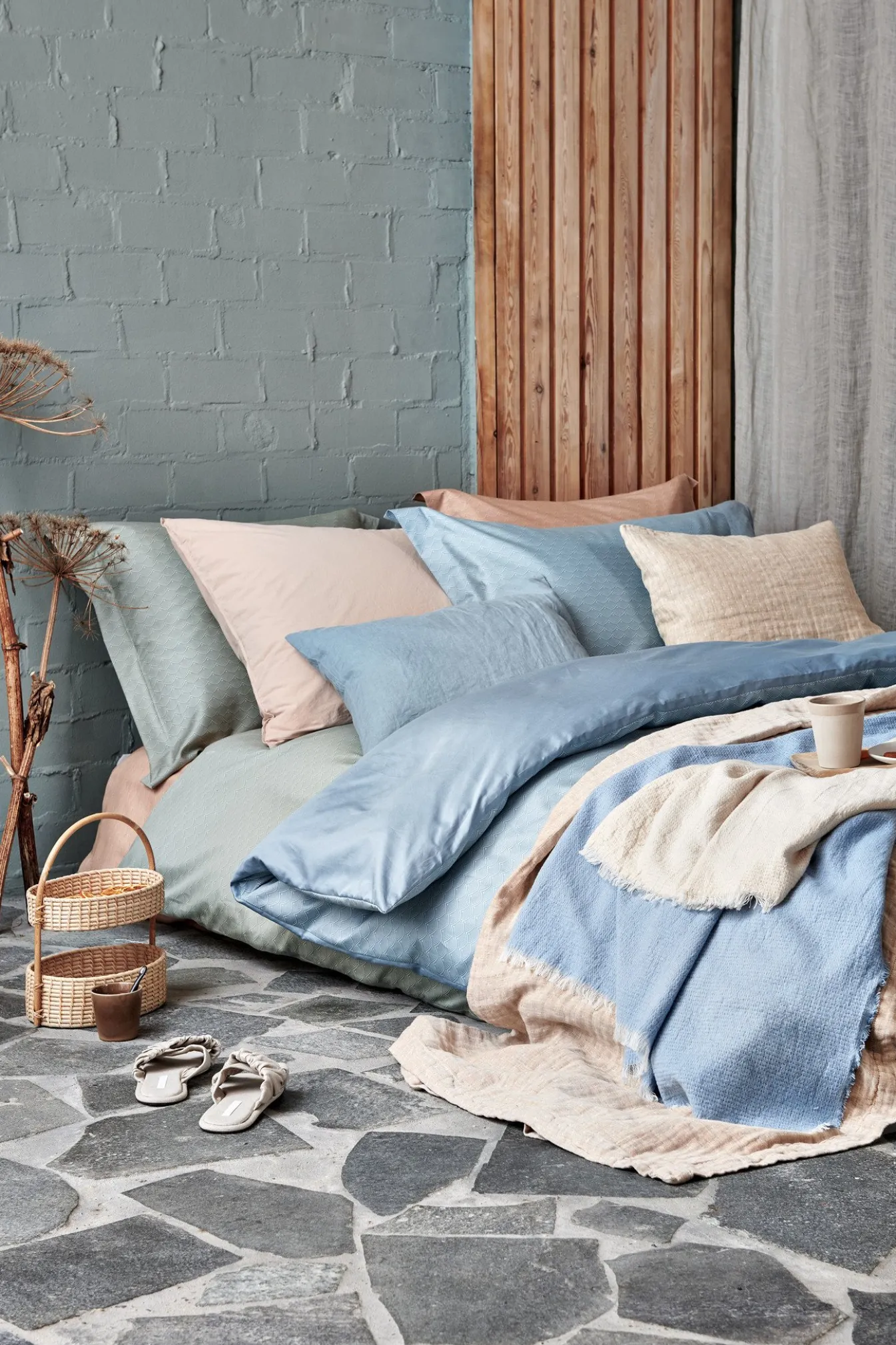 Best Bath & Living Vandyck Duvet cover FIZZY Pearl Blue 200x220 cm (satin) SASA22104