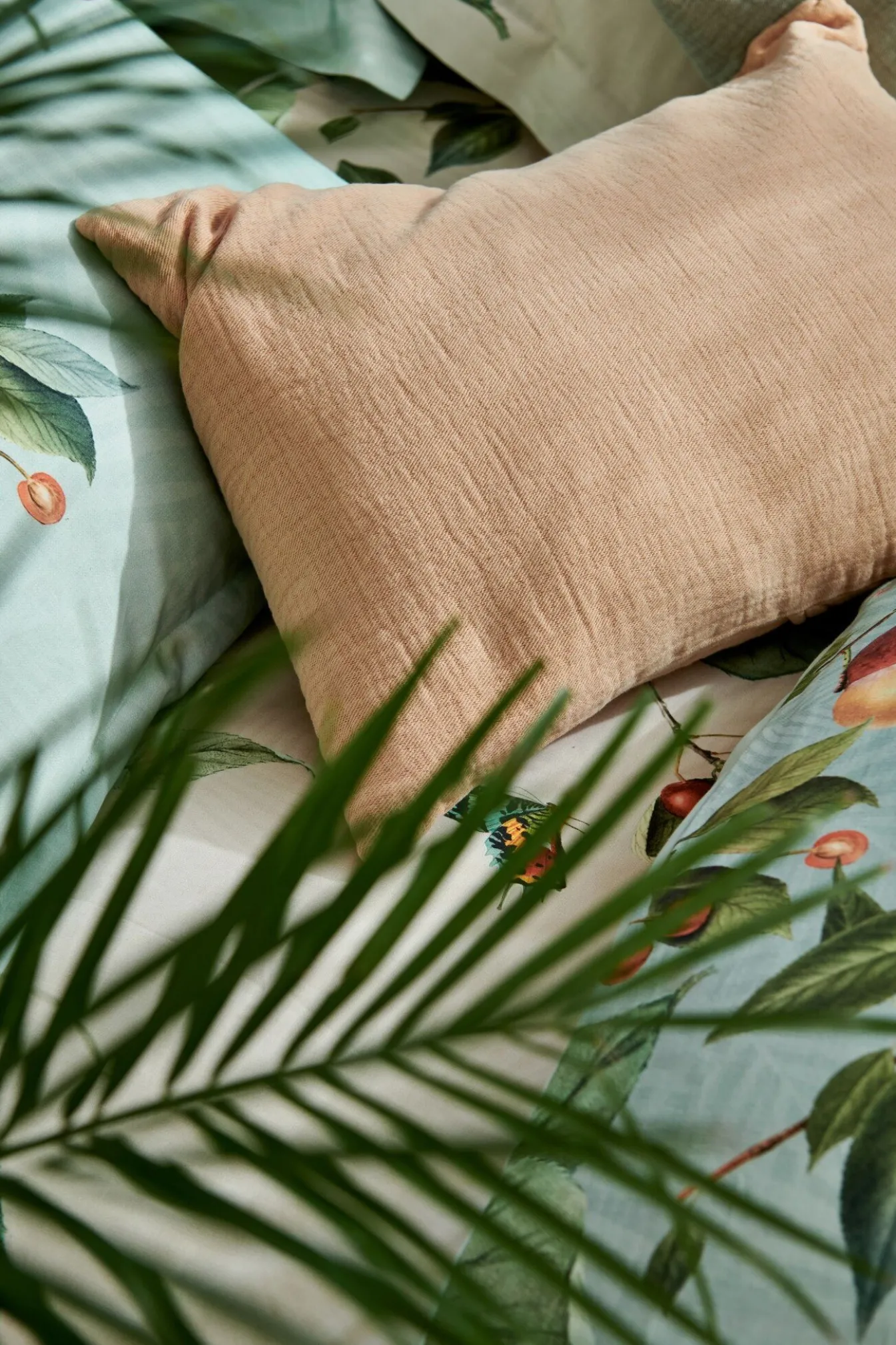 Store Bath & Living Vandyck Duvet cover FRUIT GARDEN Light Green 140x220 cm (satin cotton)