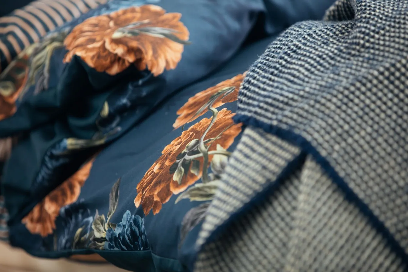 Shop Bath & Living Vandyck Duvet cover MIDNIGHT HOUR Blue Ink 200x220 cm (satin cotton)
