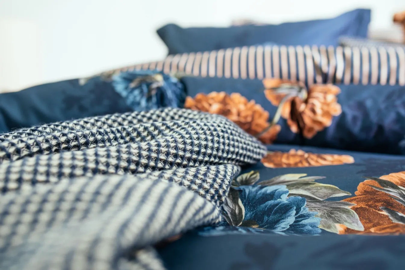 Shop Bath & Living Vandyck Duvet cover MIDNIGHT HOUR Blue Ink 200x220 cm (satin cotton)