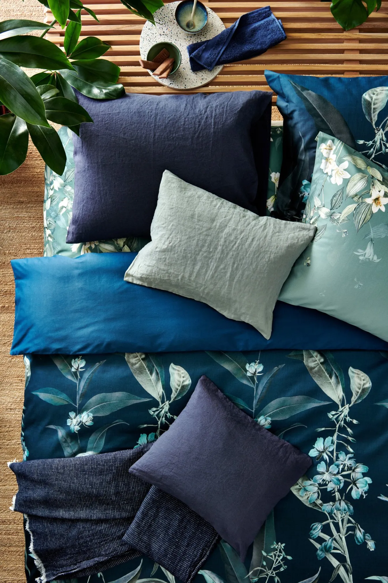 New Bath & Living Vandyck Pillowcase PURITY 79 Smoke Green 60x70 cm (linen / cotton) PUCO16179