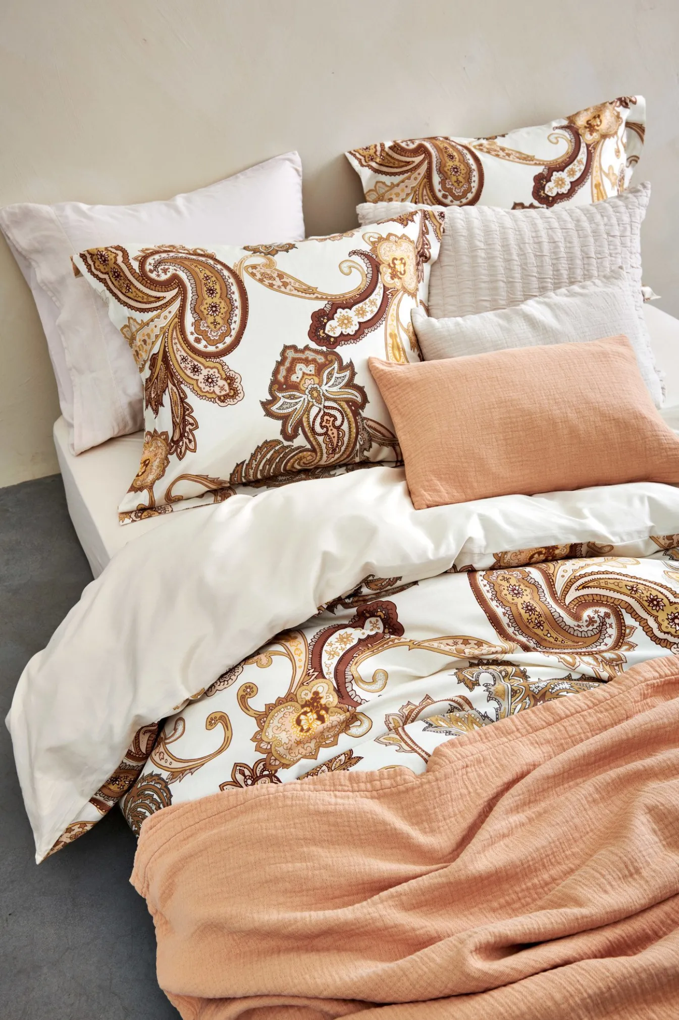 Fashion Bath & Living Vandyck PURE 68 plaid/bedspread 160x250 cm Apricot Blush (PRSA23168)