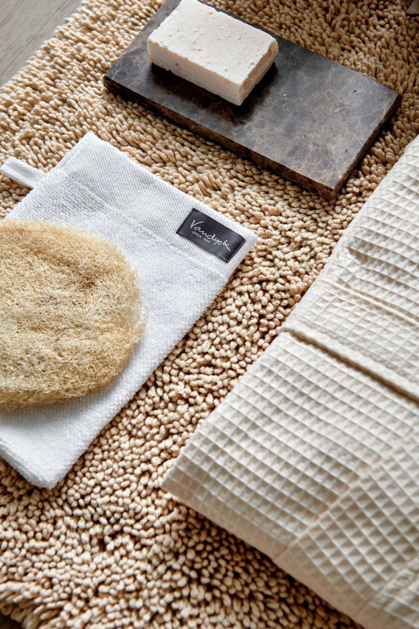 Fashion Bath & Living Vandyck RANGER SPRAY bath mat color Desert, beige